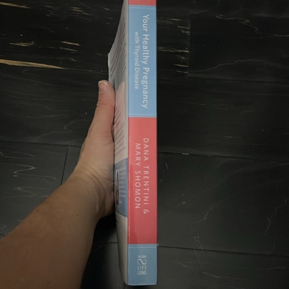 2 for $28 books Your Healthy Pregnancy with Thyroid Disease - Picture 4 of 5